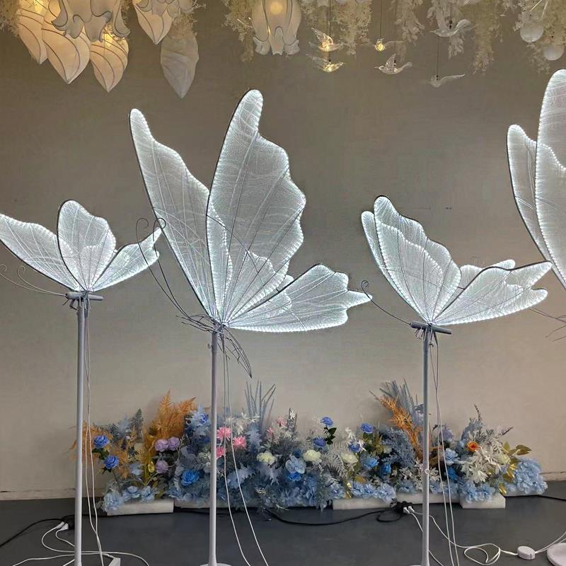 天井の吊り下げられた蝶の装飾,妖精,クリスマス,結婚式の記章 - Pendant Lighting Christmas Decor のレビューと価格