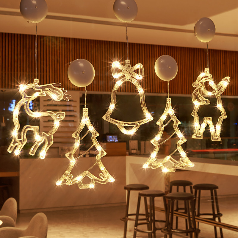 電池式LEDスノーフレークサンタクロース吊り下げオーナメント - Pendant Lighting Christmas Decor のレビューと価格